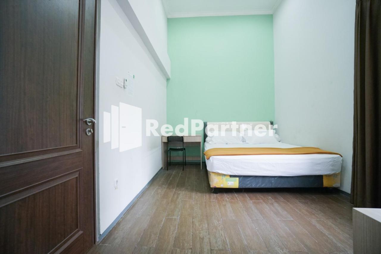 Toba Mansion Syariah Near Benhil Redpartner Otel Cakarta Dış mekan fotoğraf