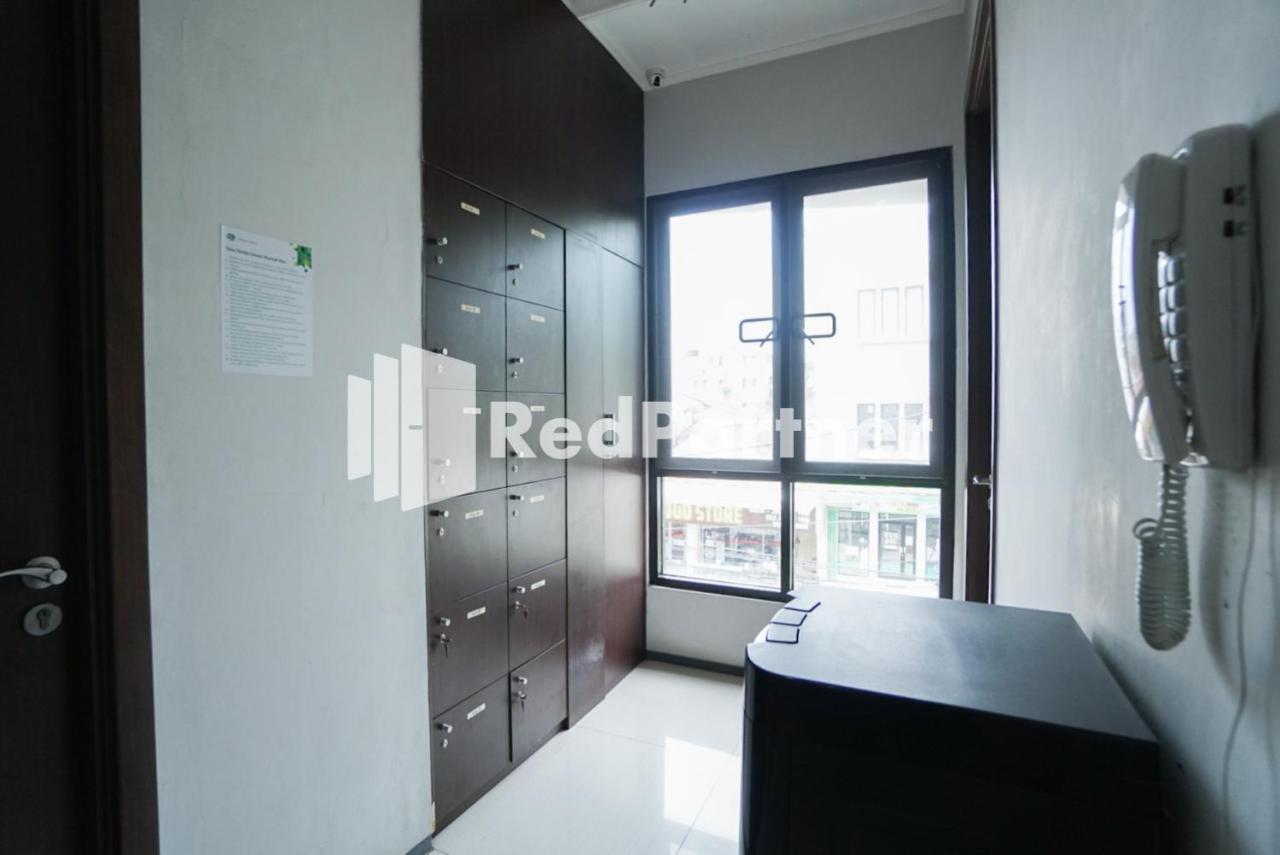 Toba Mansion Syariah Near Benhil Redpartner Otel Cakarta Dış mekan fotoğraf