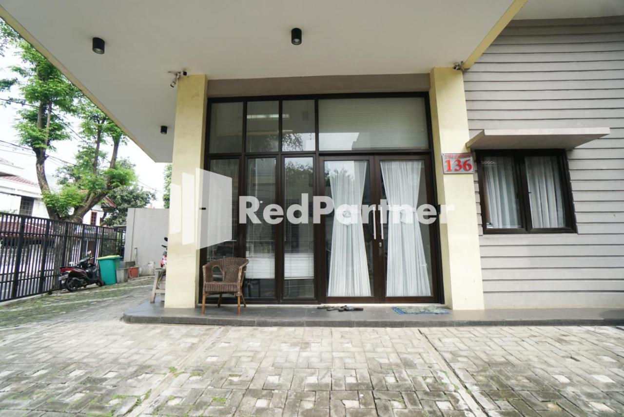 Toba Mansion Syariah Near Benhil Redpartner Otel Cakarta Dış mekan fotoğraf