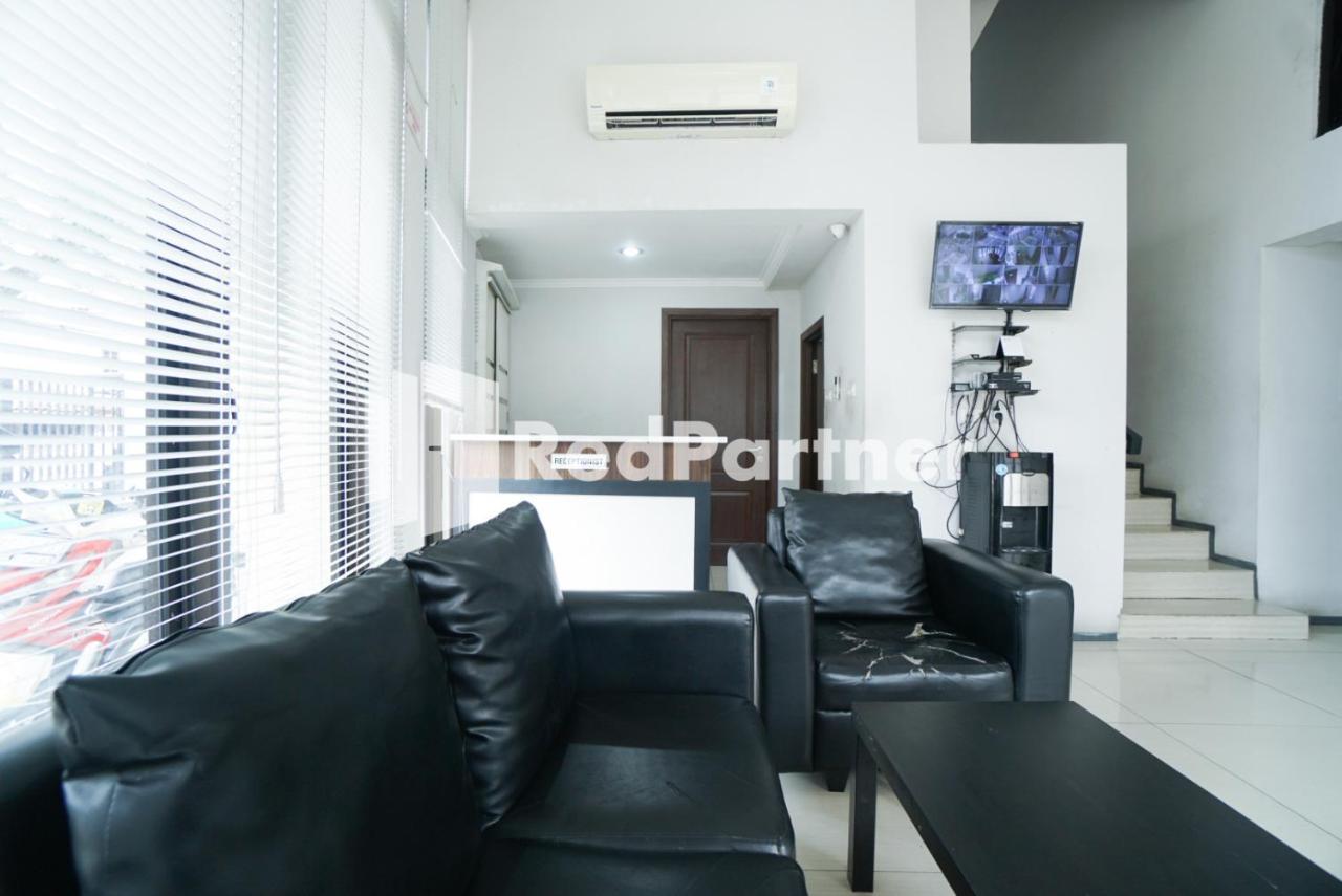 Toba Mansion Syariah Near Benhil Redpartner Otel Cakarta Dış mekan fotoğraf