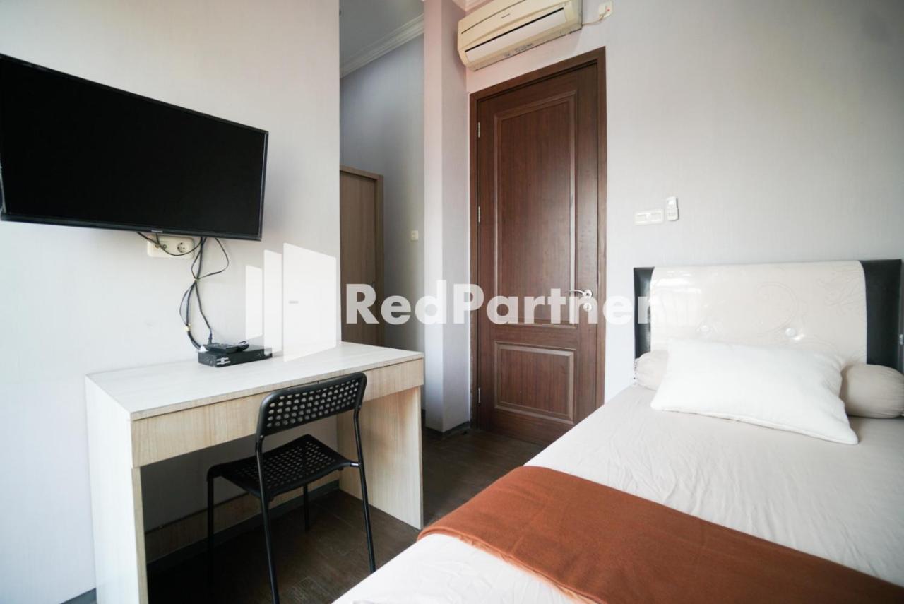 Toba Mansion Syariah Near Benhil Redpartner Otel Cakarta Dış mekan fotoğraf