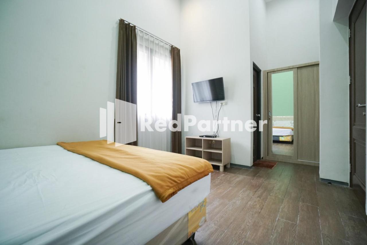 Toba Mansion Syariah Near Benhil Redpartner Otel Cakarta Dış mekan fotoğraf