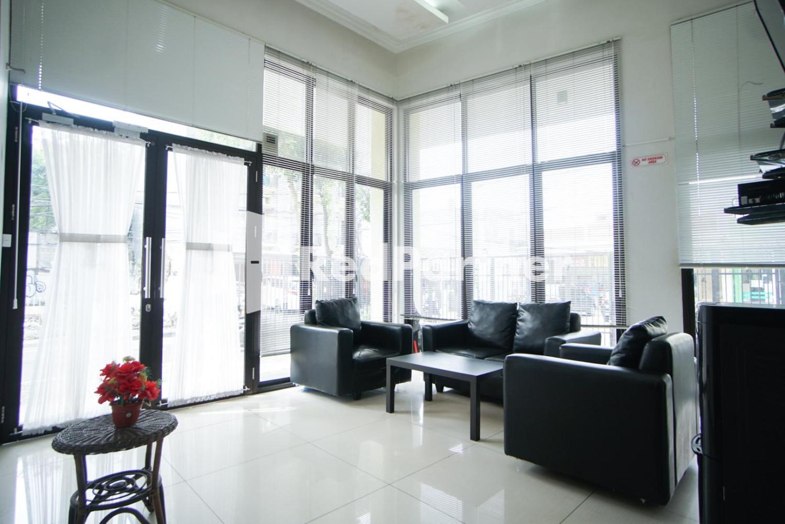 Toba Mansion Syariah Near Benhil Redpartner Otel Cakarta Dış mekan fotoğraf